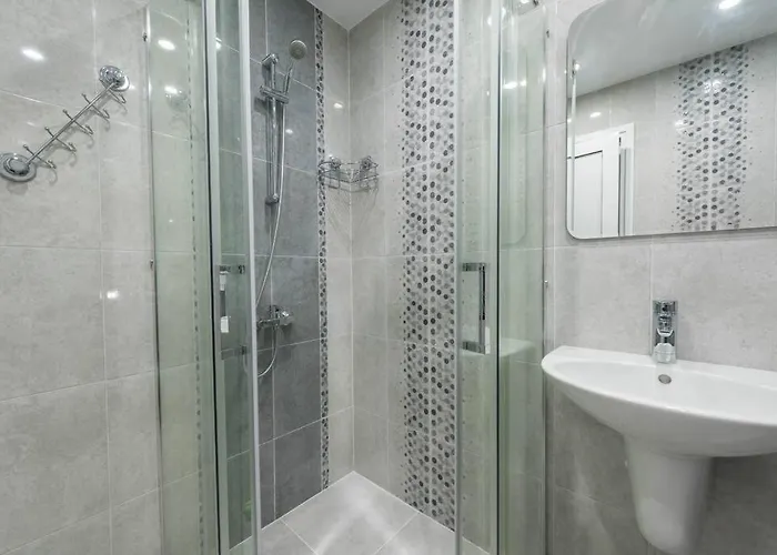 Apartament Linden Guest *